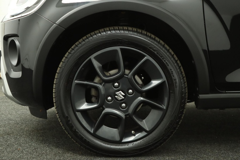 Suzuki Ignis - 1.2 Smart Hybrid Style 36