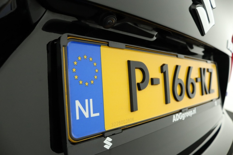 Suzuki Ignis - 1.2 Smart Hybrid Style 39