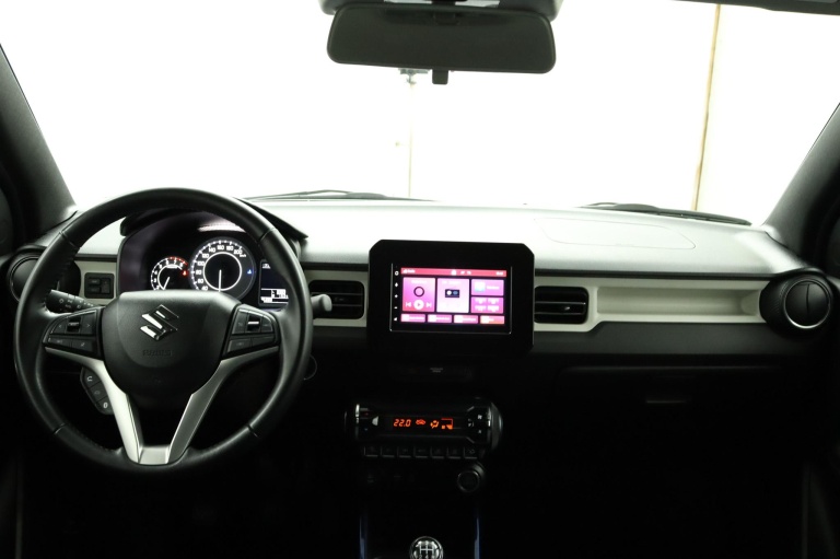 Suzuki Ignis - 1.2 Smart Hybrid Style 61