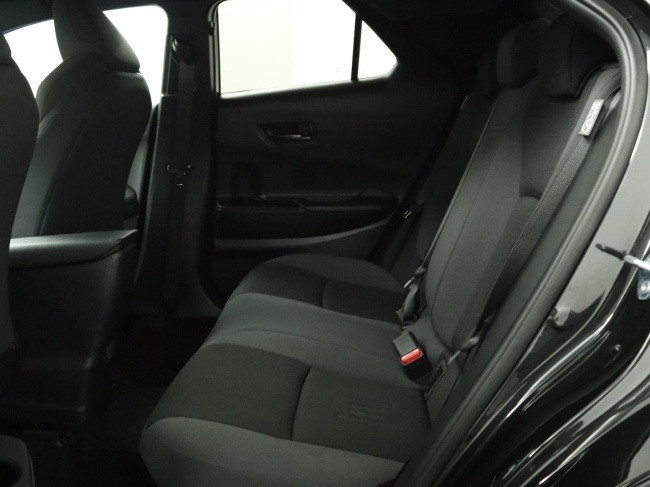 Toyota C-HR - 2.0 Plug-in Hybrid 220 Dynamic