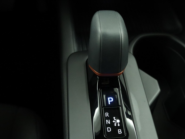 Toyota C-HR - 2.0 Plug-in Hybrid 220 Dynamic