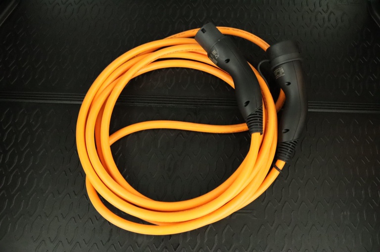 Toyota C-HR - 2.0 Plug-in Hybrid 220 Dynamic 35