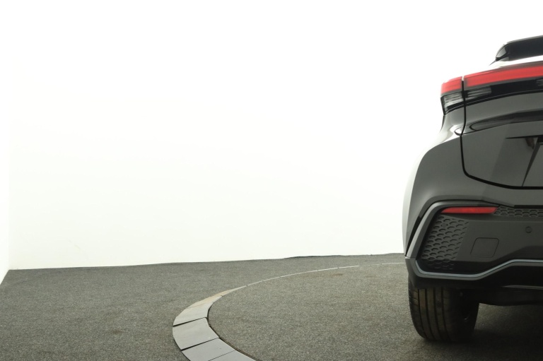 Toyota C-HR - 2.0 Plug-in Hybrid 220 Dynamic 43