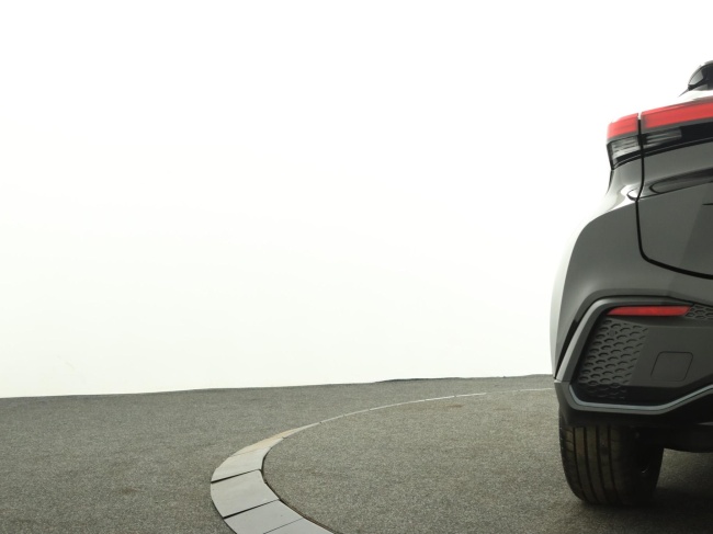 Toyota C-HR - 2.0 Plug-in Hybrid 220 Dynamic