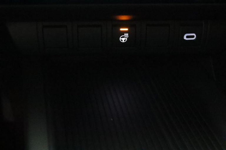 Toyota C-HR - 2.0 Plug-in Hybrid 220 Dynamic 58