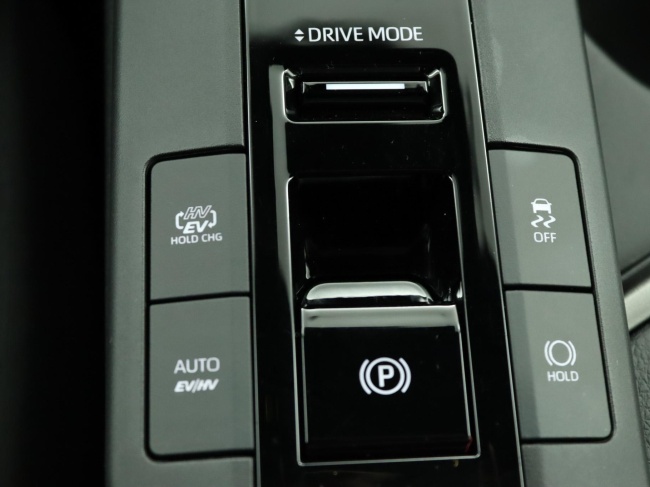 Toyota C-HR - 2.0 Plug-in Hybrid 220 Dynamic