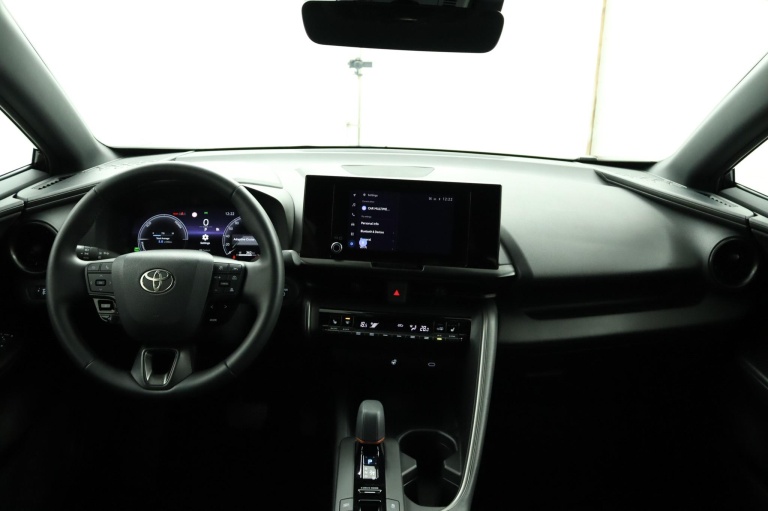 Toyota C-HR - 2.0 Plug-in Hybrid 220 Dynamic 62