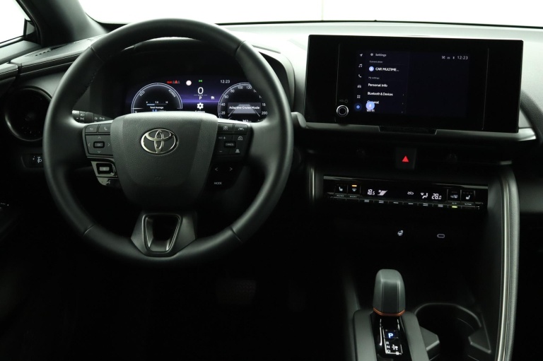 Toyota C-HR - 2.0 Plug-in Hybrid 220 Dynamic 63