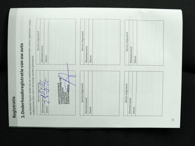 Toyota C-HR - 2.0 Plug-in Hybrid 220 Dynamic