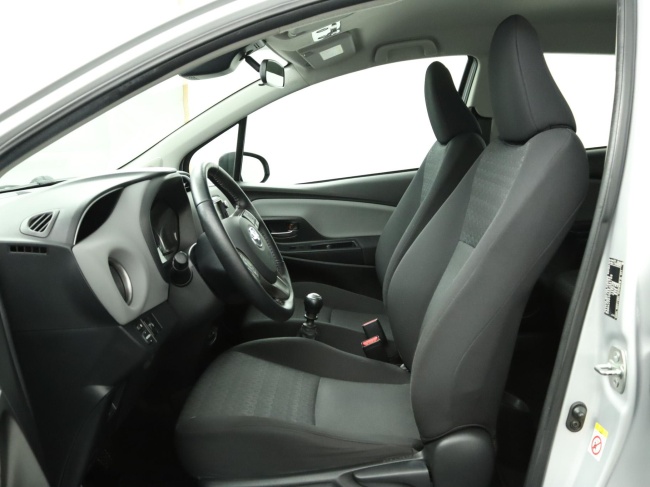 Toyota Yaris - 1.3 VVT-i Trend