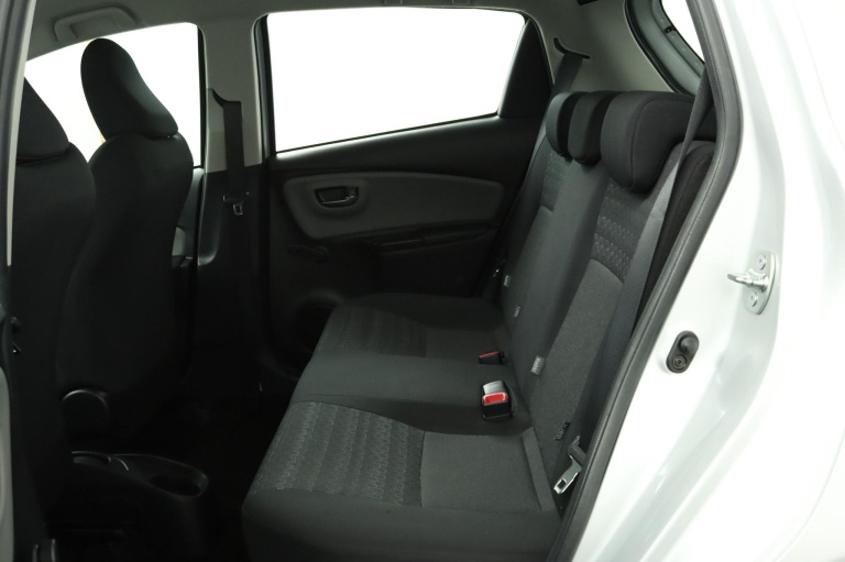 Toyota Yaris - 1.3 VVT-i Trend 18