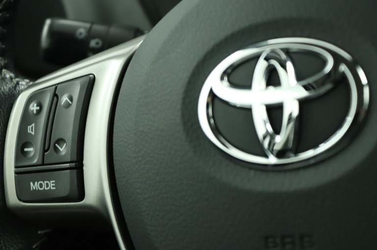 Toyota Yaris - 1.3 VVT-i Trend 19