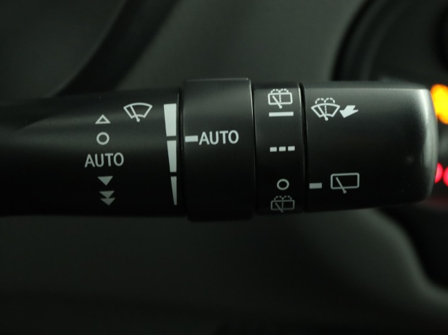 Toyota Yaris - 1.3 VVT-i Trend