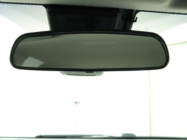 Toyota Yaris - 1.3 VVT-i Trend