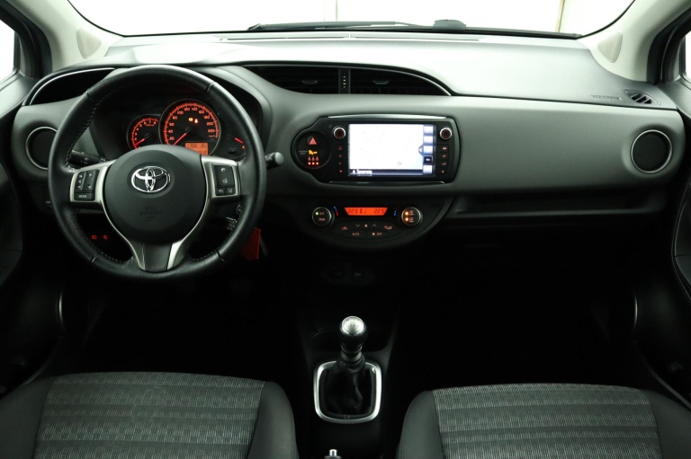 Toyota Yaris - 1.3 VVT-i Trend 4