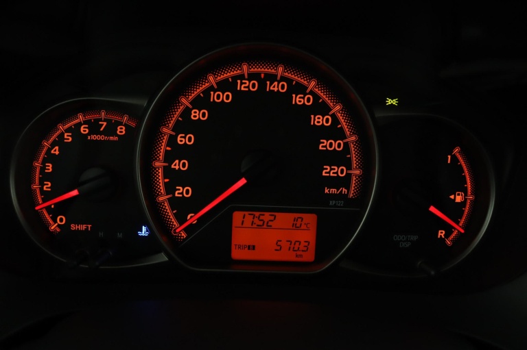 Toyota Yaris - 1.3 VVT-i Trend 46