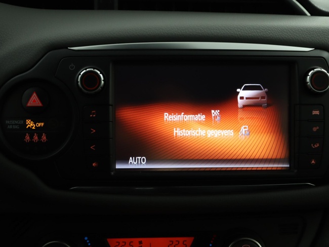 Toyota Yaris - 1.3 VVT-i Trend