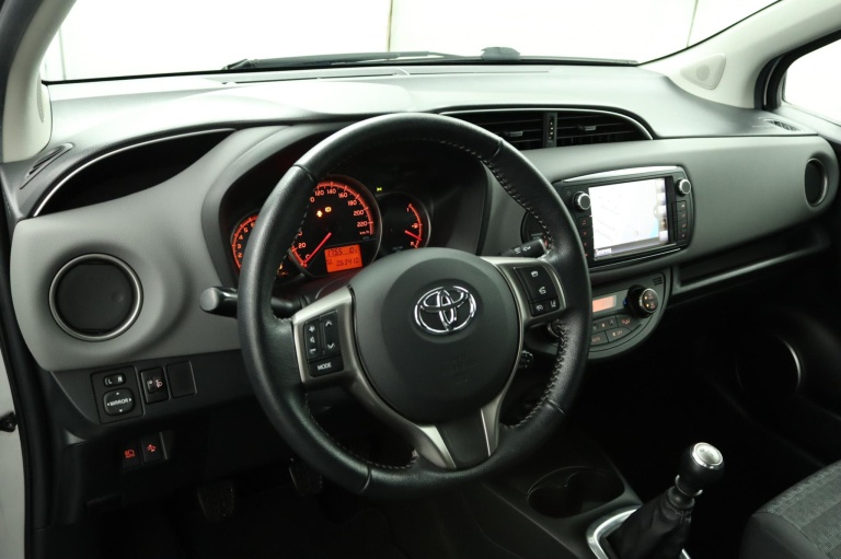 Toyota Yaris - 1.3 VVT-i Trend 55