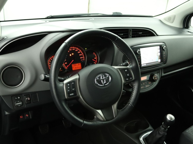 Toyota Yaris - 1.3 VVT-i Trend