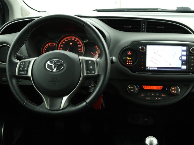 Toyota Yaris - 1.3 VVT-i Trend