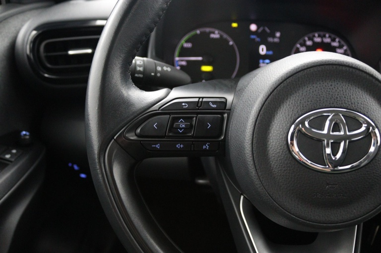 Toyota Yaris - 1.5 Hybrid 19