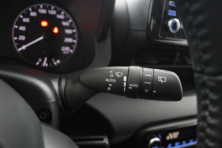 Toyota Yaris - 1.5 Hybrid 31