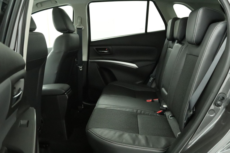 Suzuki S-Cross - 1.4 Boosterjet Style Smart Hybrid 18