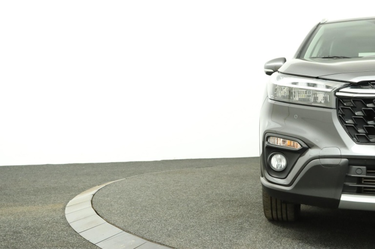 Suzuki S-Cross - 1.4 Boosterjet Style Smart Hybrid 37