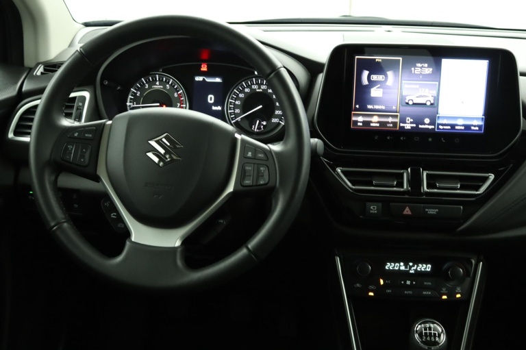 Suzuki S-Cross - 1.4 Boosterjet Style Smart Hybrid 77