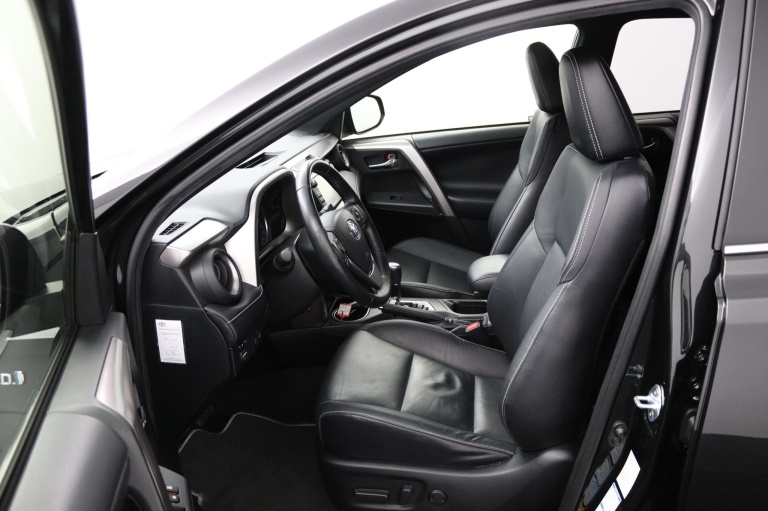 Toyota RAV4 - 2.5 Hybrid AWD Executive Business 17