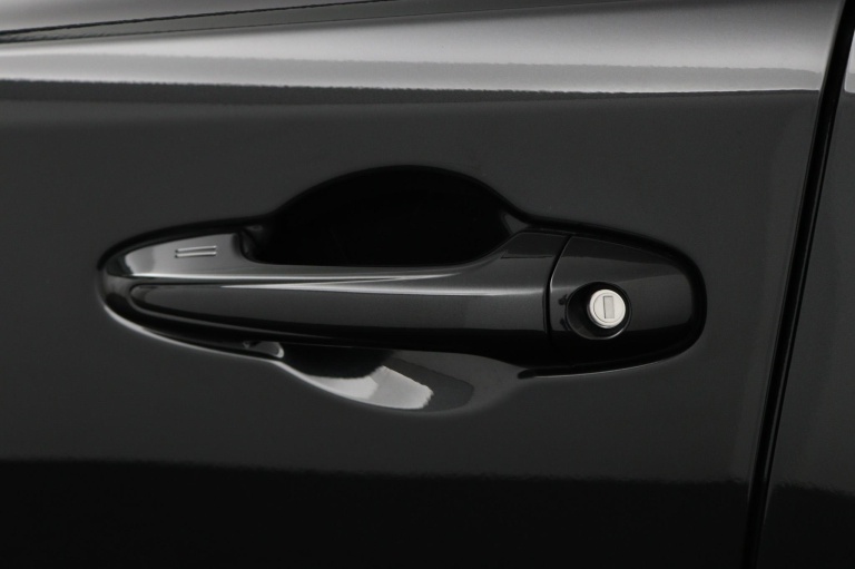 Toyota RAV4 - 2.5 Hybrid AWD Executive Business 39