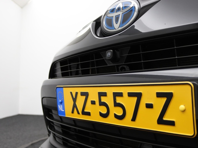 Toyota RAV4 - 2.5 Hybrid AWD Executive Business