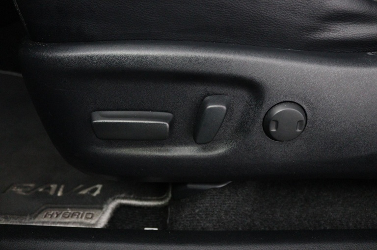 Toyota RAV4 - 2.5 Hybrid AWD Executive Business 41
