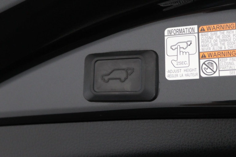 Toyota RAV4 - 2.5 Hybrid AWD Executive Business 43