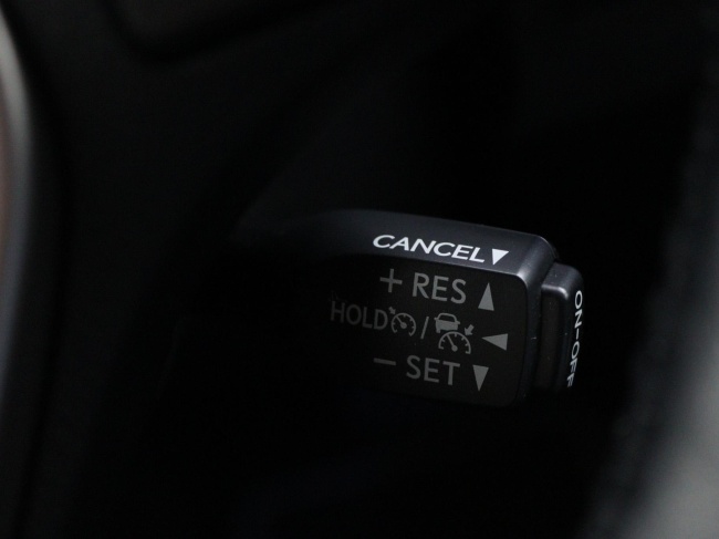 Toyota RAV4 - 2.5 Hybrid AWD Executive Business