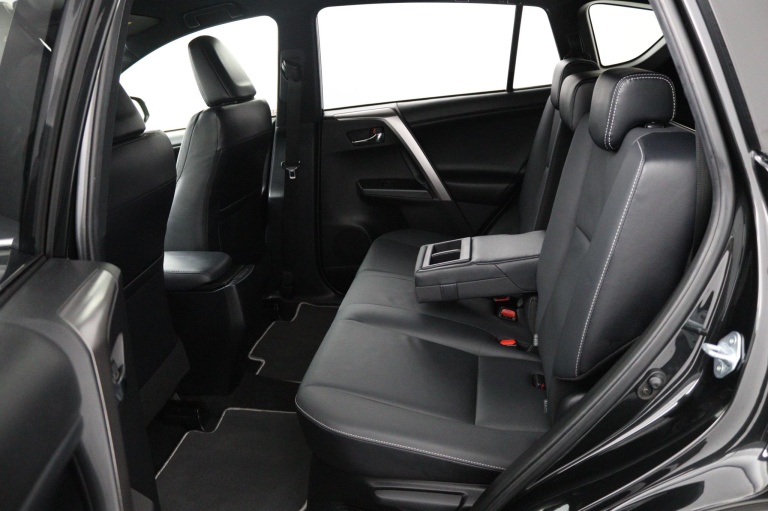 Toyota RAV4 - 2.5 Hybrid AWD Executive Business 48