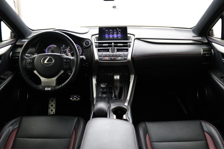 Lexus NX - 300h AWD F Sport Line 4