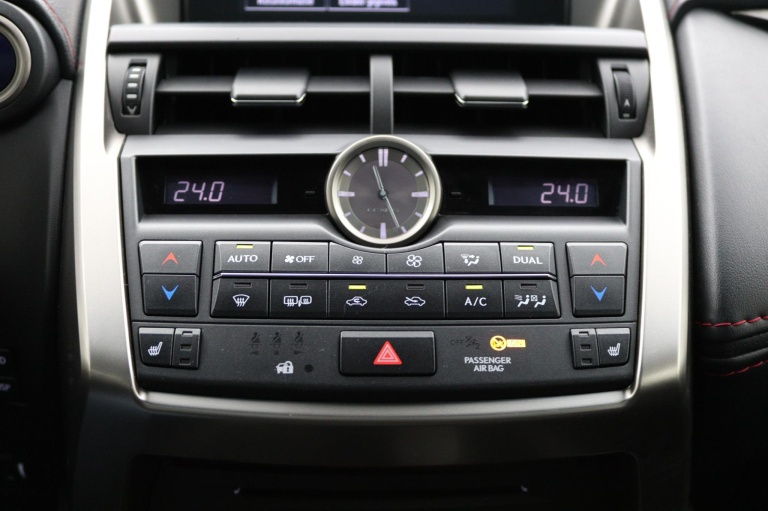 Lexus NX - 300h AWD F Sport Line 44