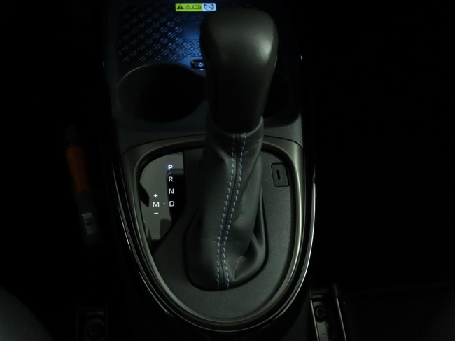 Toyota Aygo X - 1.0 VVT-i S-CVT Premium