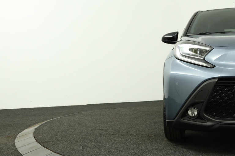 Toyota Aygo X - 1.0 VVT-i S-CVT Premium 35
