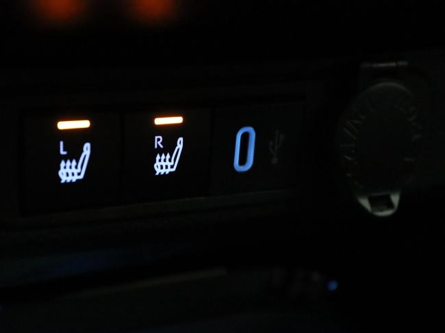 Toyota Aygo X - 1.0 VVT-i S-CVT Premium