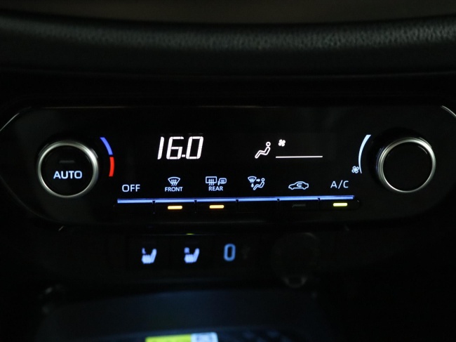 Toyota Aygo X - 1.0 VVT-i S-CVT Premium