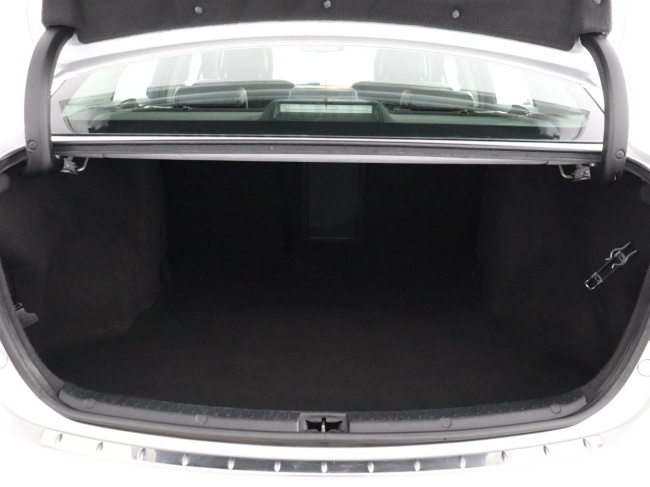 Toyota Avensis - 2.0 VVTi Executive Business