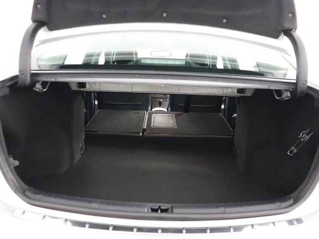 Toyota Avensis - 2.0 VVTi Executive Business