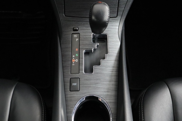 Toyota Avensis - 2.0 VVTi Executive Business 26