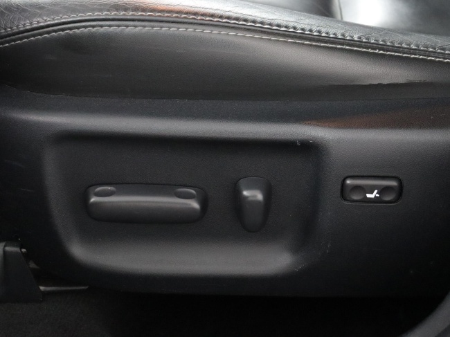 Toyota Avensis - 2.0 VVTi Executive Business