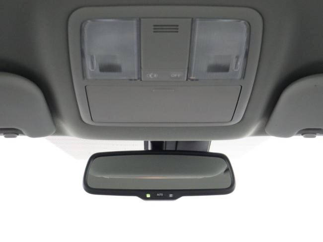 Toyota Avensis - 2.0 VVTi Executive Business