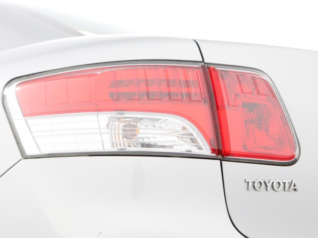 Toyota Avensis - 2.0 VVTi Executive Business