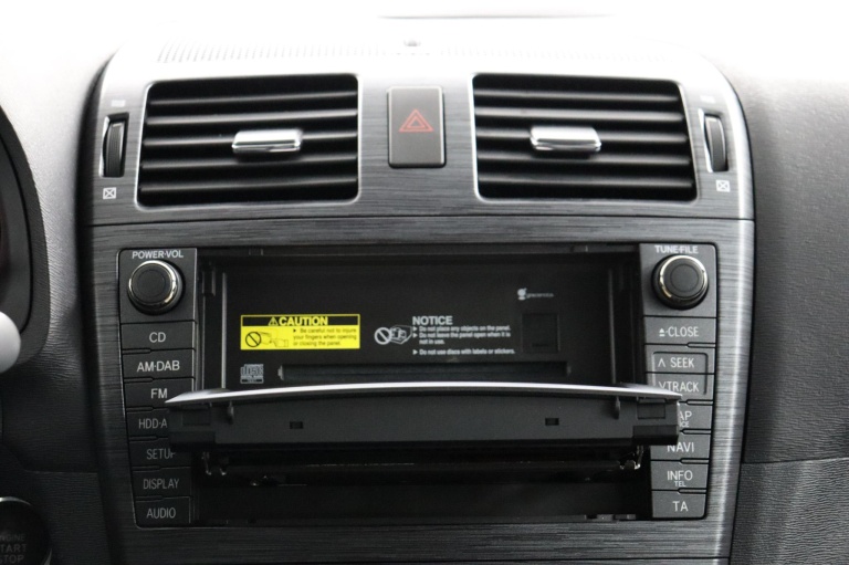 Toyota Avensis - 2.0 VVTi Executive Business 42