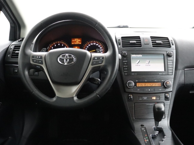 Toyota Avensis - 2.0 VVTi Executive Business